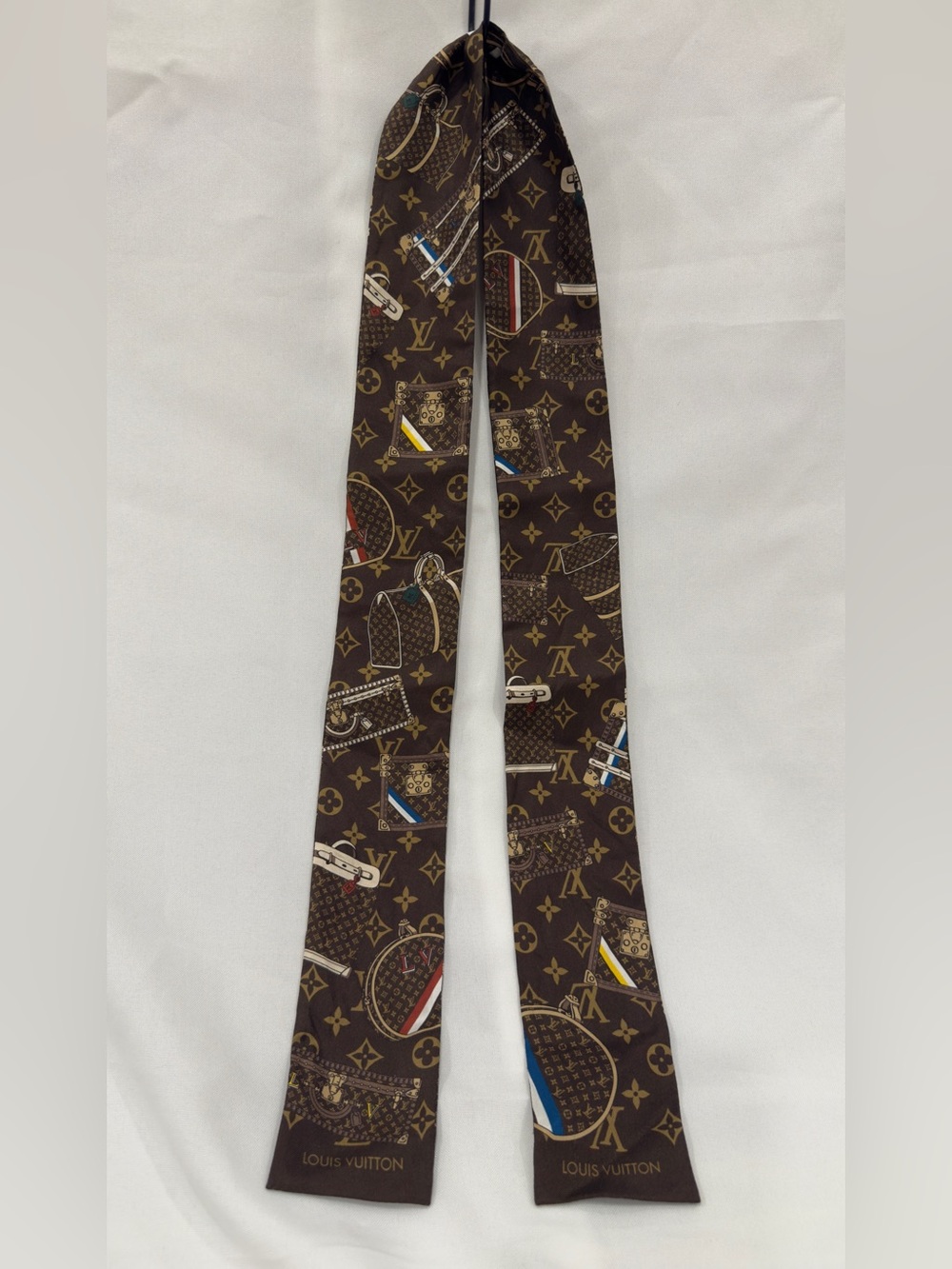 Louis Vuitton scarf /Louis Vuitton twilly / Louis Vuitton bandeau - MISSING TAG